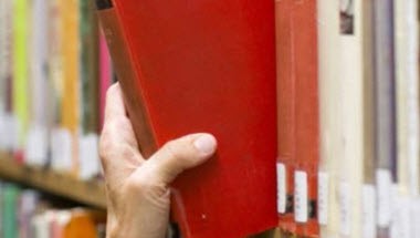 Einordnen von Büchern Einordnen von Büchern