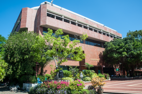 Bibliothek an der Huachiew Chalermprakiet University Bibliothek an der Huachiew Chalermprakiet University