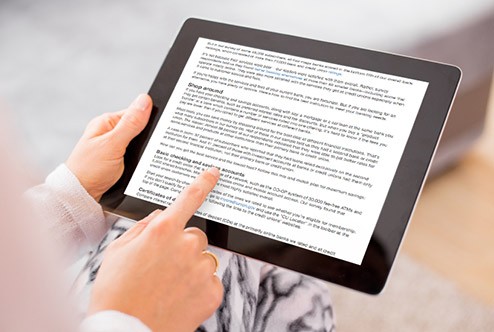 Frau mit Tablet Frau mit Tablet