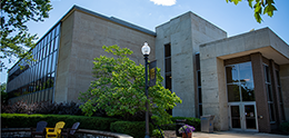 fotografía: Biblioteca Ritter, al exterior de la Baldwin Wallace University