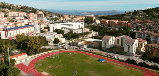 Vista del exterior de la Universidad Kore de Enna
