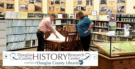 Blake Graham y Shaun Boyd en el Douglas County History Research Center