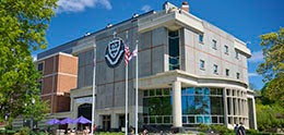 Photo : Bibliothèque commémorative Weinberg de l'Université de Scranton, extérieur