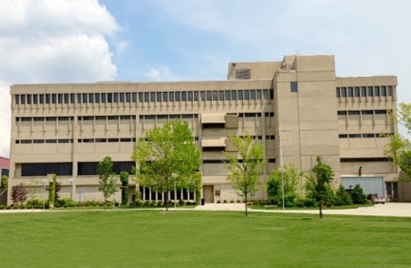 北肯塔基大学的 Nunn 大楼，即 Chase 法学图书馆所在地